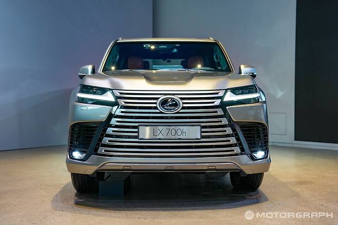 렉서스 LX 700h