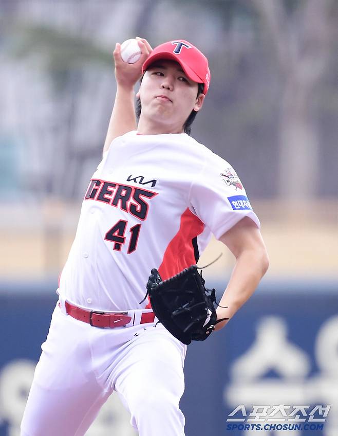 16일 광주 KIA챔피언스필드에서 열린 KBO리그 시범경기 KIA와 삼성의 경기. 선발 투구하고 있는 KIA 황동하. 광주=송정헌 기자songs@sportschosun.com/2025.03.16/
