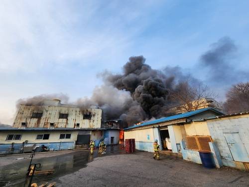 김포 풍무동 식품공장 화재 현장. 김포소방서 제공