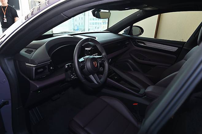 포르쉐 마칸 일렉트릭