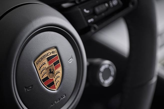 포르쉐 마칸 일렉트릭