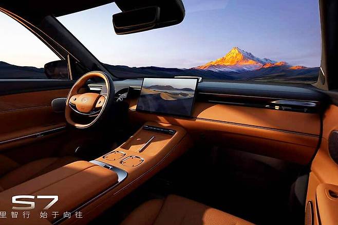 GAC 트럼치 S7 실내