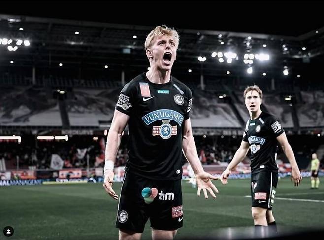 ▲ ⓒ 미카 비어레스 SNS