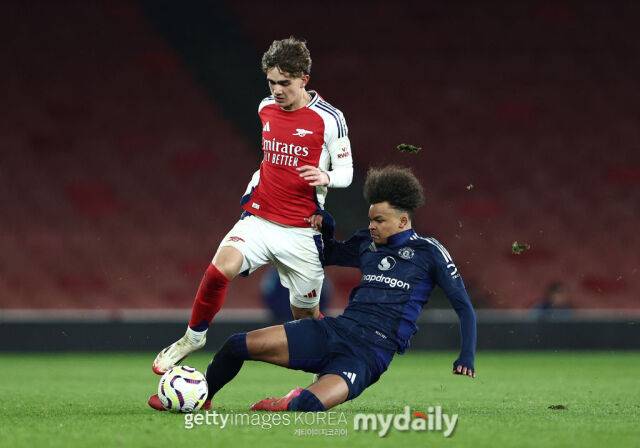 아스널 1군 캠프 훈련에 합류한 15살 미드필더 맥스 다우먼./게티이미지코리아