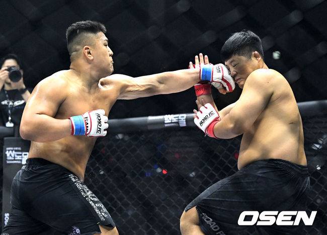 점점 밀리는 2라운드