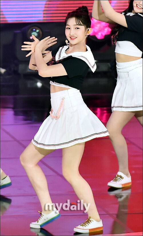 버스터즈 민지 / 마이데일리