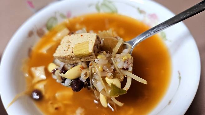 20250320_211351.jpg 아들 연습경기 후 리챔 구이