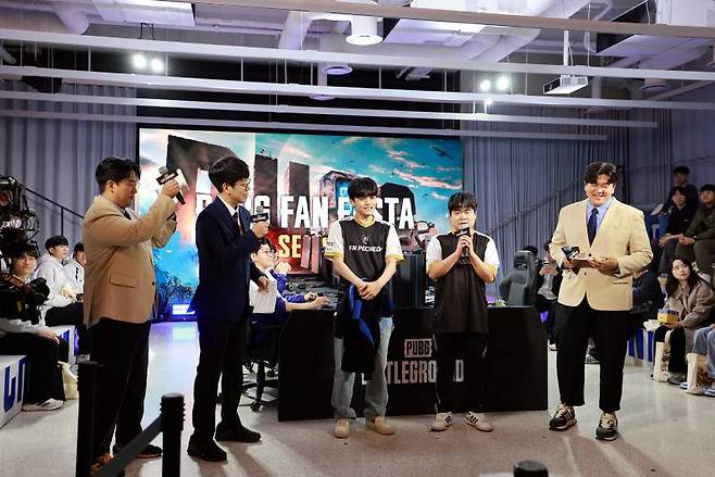 이벤트 경기를 위해 참석한 배틀그라운드 e스포츠 선수들