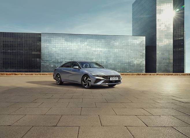 현대차 2025 아반떼