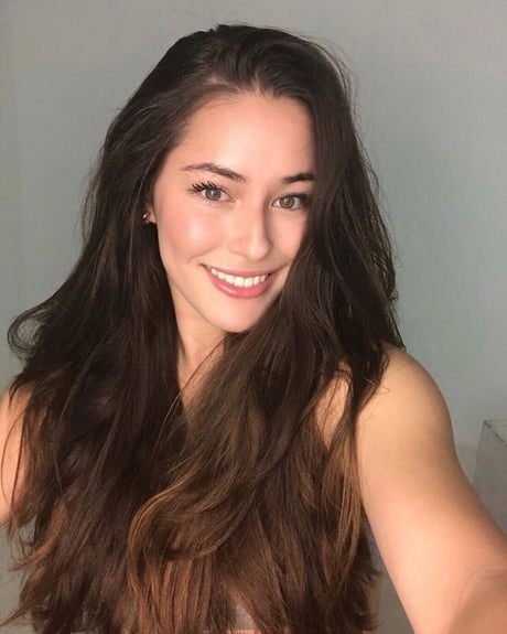 image.png 영드 갱스 오브 런던에서 마약 빠는 연기를 보여준 배우 신승환