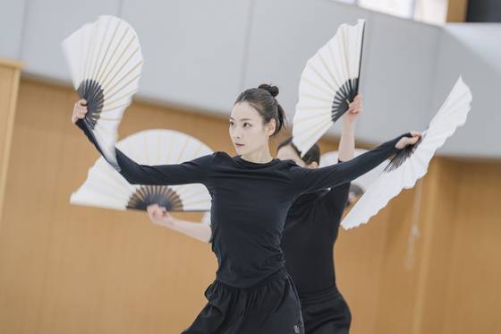 국립무용단 ‘미인’ 연습실에서. [사진 국립극장]