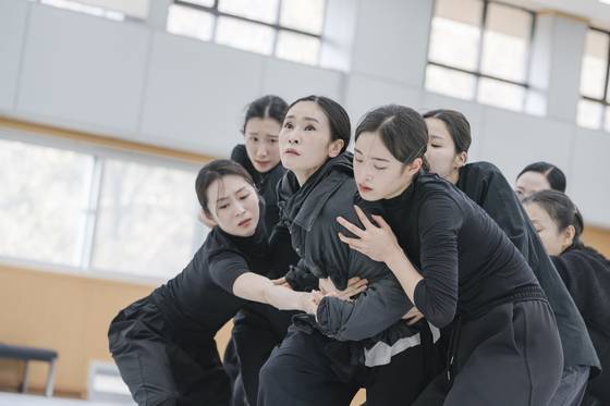국립무용단 '미인' 연습실에서. [사진 국립극장]