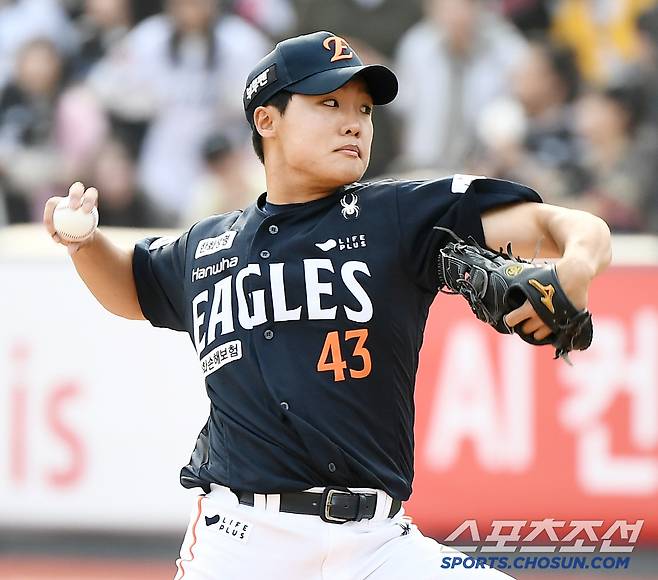 23일 수원 KT위즈파크에서 열린 한화-KT전. 8회말 정우주가 투구하고 있다. 수원=정재근 기자 cjg@sportschosun.com/2025..3.23/