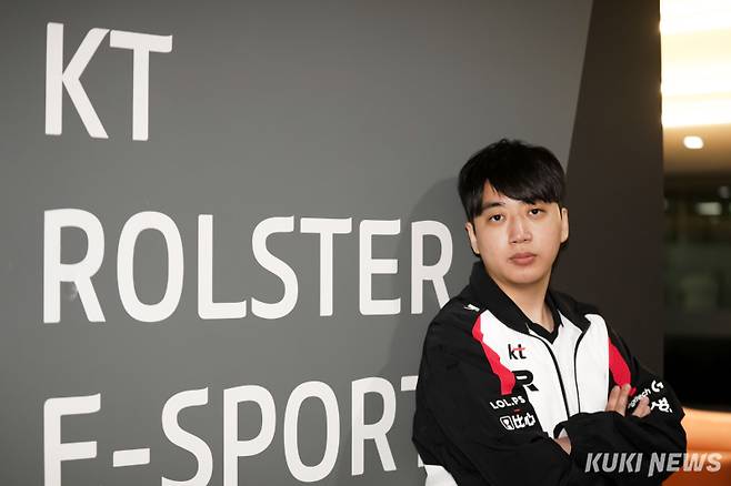 KT롤스터 소속 '스코어' 고동빈 감독이 21일 서울 영등포구 롤스터 사옥에서 쿠키뉴스와 인터뷰하고 있다. 유희태 기자