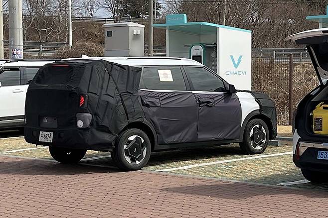 기아 '카렌스 EV' 테스트카 (출처 : 전기차동호회)