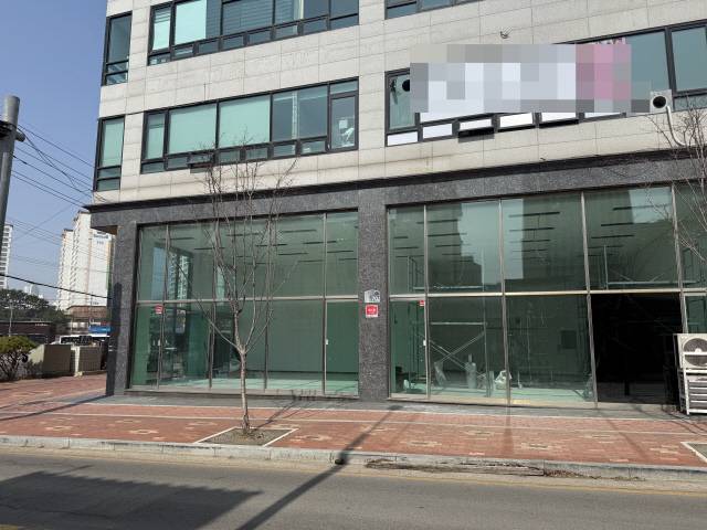 수도권에 위치한 KGM 대리점 한 곳이 문을 닫았다. 임주희 기자