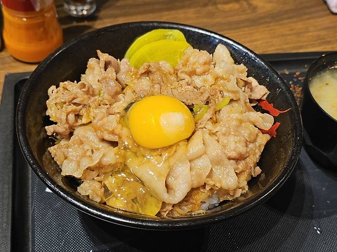20250323_185833.jpg <도쿄맛집> 도쿄 부타동 맛집, 전설의 스타동 ㄷㄷㄷ.jpg