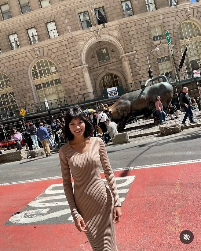 1000001272.jpg 요즘 유행하는 여자 패션 .jpg