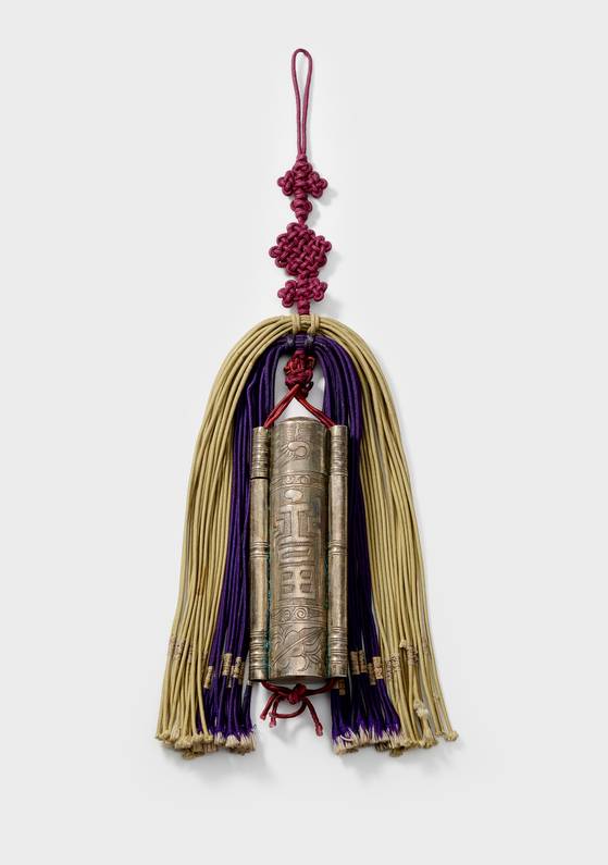 침을 보관하던 은제 침통. [사진 허준박물관]