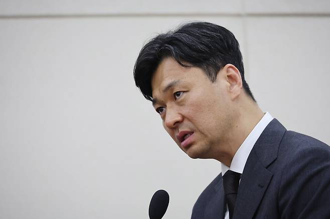 2월18일 서울 여의도 국회에서 열린 행정안전위원회 전체회의에서&nbsp;박현수&nbsp;서울경찰청장 직무대리가 의원 질의에 답하고 있다. ⓒ연합뉴스