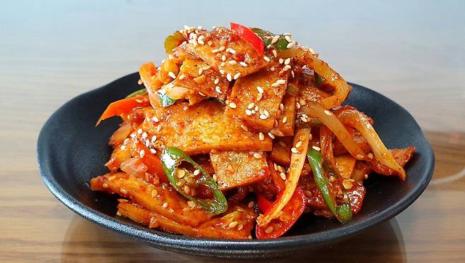 밥한공기 뚝딱이라는 반찬들.jpg