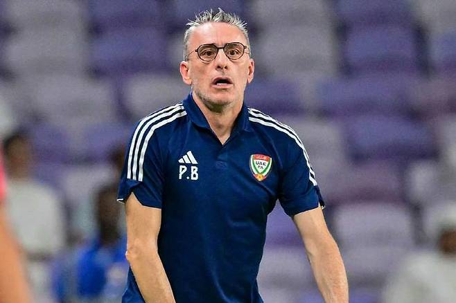 한국 국가대표팀을 이끌었던 파울루 벤투 아랍에미리트(UAE) 축구 대표팀 감독이 경질됐다. UAE축구협회는 26일(한국시각) '파울루 벤투 감독과 그의 코칭 스태프를 해임했다'고 발표했다. 사진=SNS