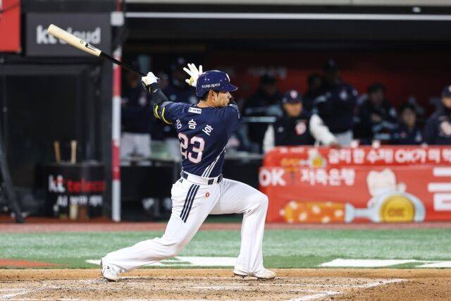 두산 베어스 강승호./두산 베어스