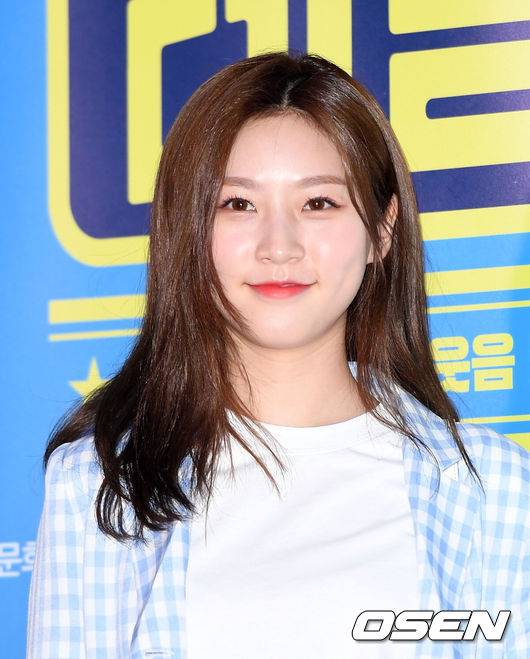 [OSEN=이대선 기자] 4일 오후 롯데시네마 월드타워에서 영화 ‘레슬러’ VIP시사회가 열렸다.배우 김새론이 포토타임을 갖고 있다./sunday@osen.co.kr