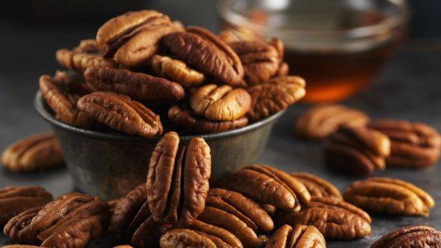 피칸 섭취는 콜레스테롤 개선에 효과적이다 | 출처: 클립아트코리아