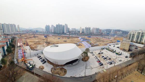 현대산업개발이 추진 중인 광운대 역세권 개발 현장. 가운데 원형 건물이 서울원 아이파크 모델하우스다.