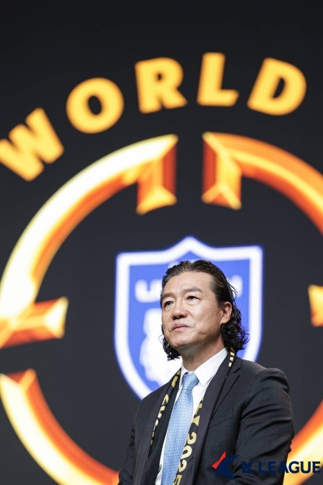 ▲ 내년 6월과 7월에 걸쳐 미국에서 열리는 클럽 월드컵은 참가 클럽 수가 32개로 늘었다. 각 대륙별 최고의 클럽이 참가해 진정한 세계 최고 클럽을 가리게 된다. 미국 11개 주요 도시의 12개 경기장에서 맨체스터 시티, 바이에른 뮌핸, 파리 생제르맹, 인터 밀란 등 유명 클럽이 우승을 놓고 다툰다. 울산 HD는 K리그 구단 중 유일하게 출전한다. ⓒ한국프로축구연맹