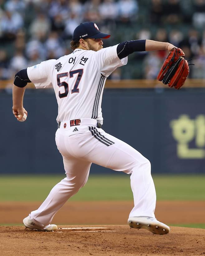 두산 베어스 외국인 투수 콜 어빈. (두산 베어스 제공)