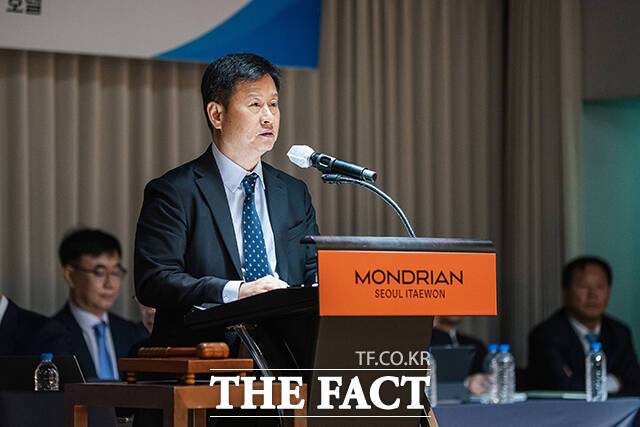 28일 서울 용산구 몬드리안 호텔에서 열린 고려아연 정기 주주총회에서 박기덕 의장(고려아연 대표이사 사장)이 발언하고 있다. /고려아연