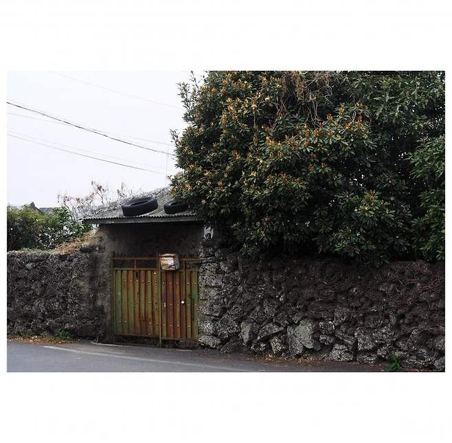 06bcdb27eae639aa658084e54484746e3d6c9c5240e8428fd1dd458e061412a2b8c1e75340ca0bb5753e4212aeb20b1f