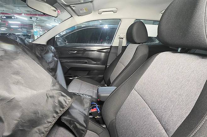 기아 스토닉 페이스리프트 실내