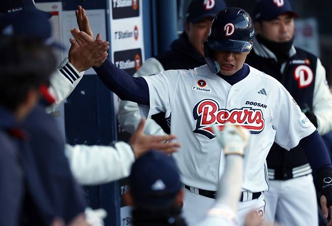 김재환이 29일 잠실 삼성전에서 4타수 1안타를 기록했다. 사진 | 두산 베어스