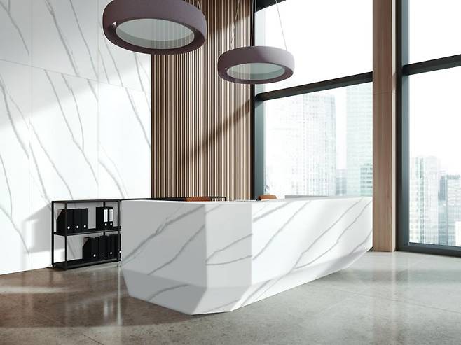 하넥스 신제품 칼라카타 글로리(Calacatta Glory) 적용 이미지. 현대L&C 제공