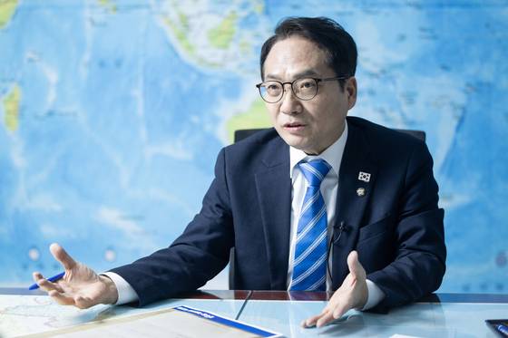 박선원 더불어민주당 의원은 지난 6일 인터뷰에서 “비상계엄과 경비계엄은 국회의 사전 승인을 받도록 계엄법을개정해야 한다”라고 말했다. 최기웅 기자