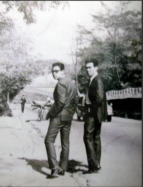 1960년대 콤비를 이룬 가수 배호(왼쪽)와 작곡가 배상태. 박성서 대중음악평론가 제공