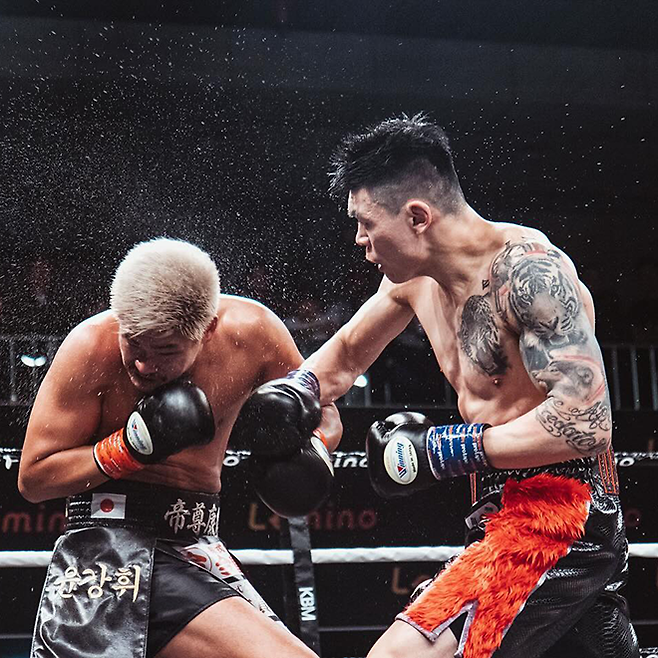 타이슨 고키(왼쪽)는 대한민국/일본 이중국적자였다. 한국인 부모가 지어준 이름은 ‘윤강휘’다. 사진=더원 프로모션