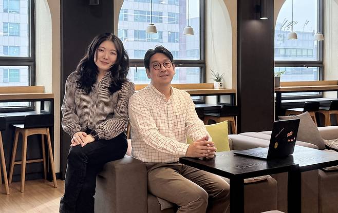맛집 정보 공유 플랫폼 ‘뽈레’를 창업한 김류미(왼쪽)·황대산 공동대표 [뽈레 제공]