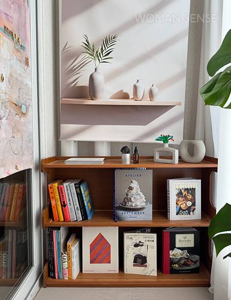 테무 인테리어템으로 꾸민 베란다 모습.