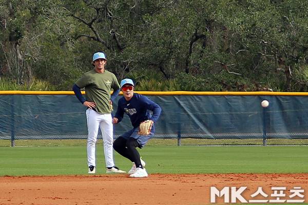김하성의 마지막 관문은 송구다. 사진= MK스포츠 DB