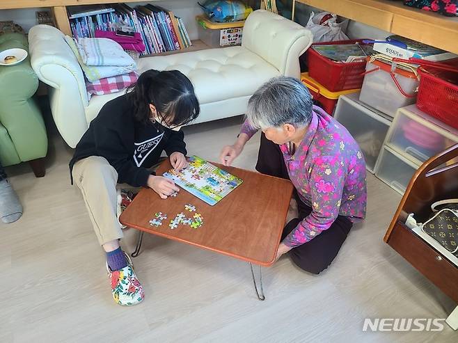 [서울=뉴시스] 요양보호사. (사진=뉴시스 DB). photo@newsis.com