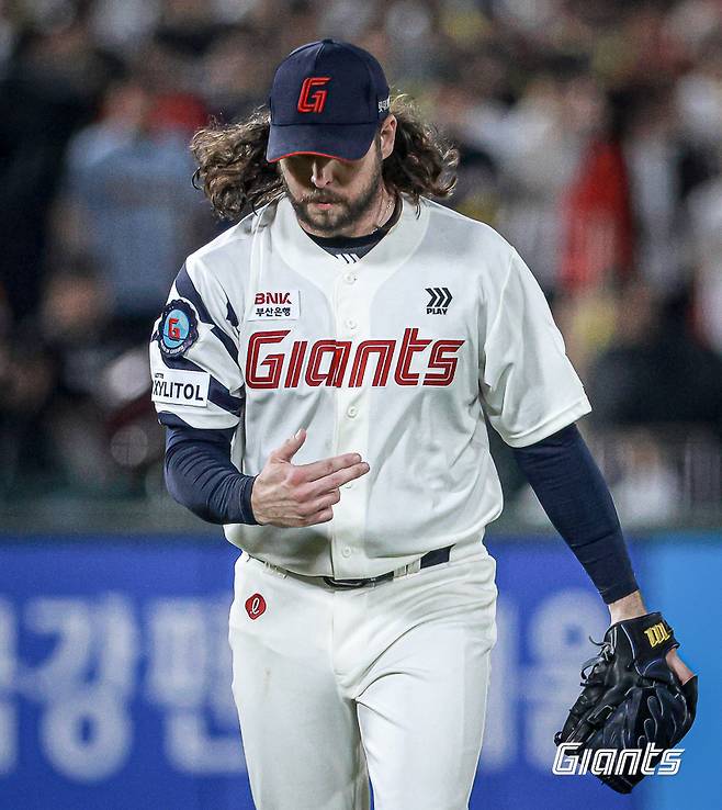 ▲ 애런 윌커슨은 시즌 첫 트리플A 등판이었던 31일 멤피스전에서 4이닝도 채우지 못하고 8실점하는 난조를 보였다. ⓒ롯데 자이언츠