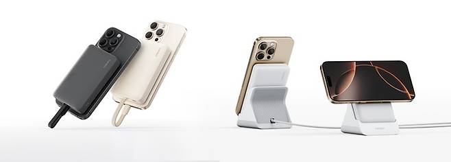 < (좌측부터) ‘쿡테크 CP 12 맥세이프 보조배터리’ 일체형 및 거치형  / 사진 제공 : 쿡테크 >