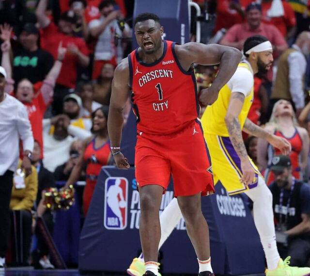 허리뼈 타박상으로 시즌 아웃된 자이언 윌리엄슨. /SNS