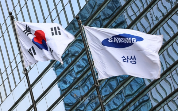 서울 서초구 삼성전자 서초사옥. 2025.1.8. 서울신문DB