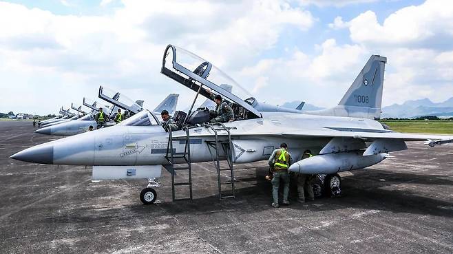 필리핀 공군이 운용중인 FA50