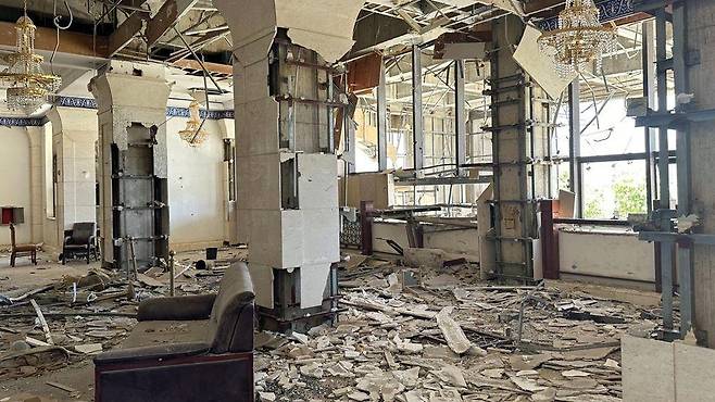 RSF가 점령했던 대통령궁은 완전히 약탈당했다